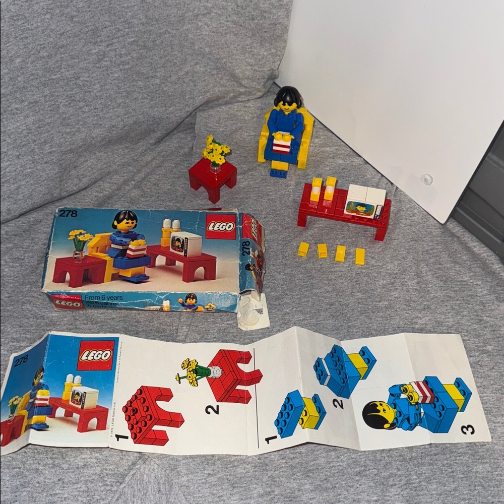Vintage Lego Set TV Room 1978